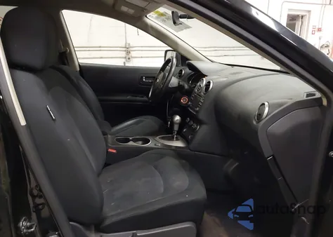 2013 Nissan Rogue S z USA, uszkodzony, nr VIN JN8AS5MV0DW603992